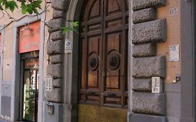 Hazelrome Apartment